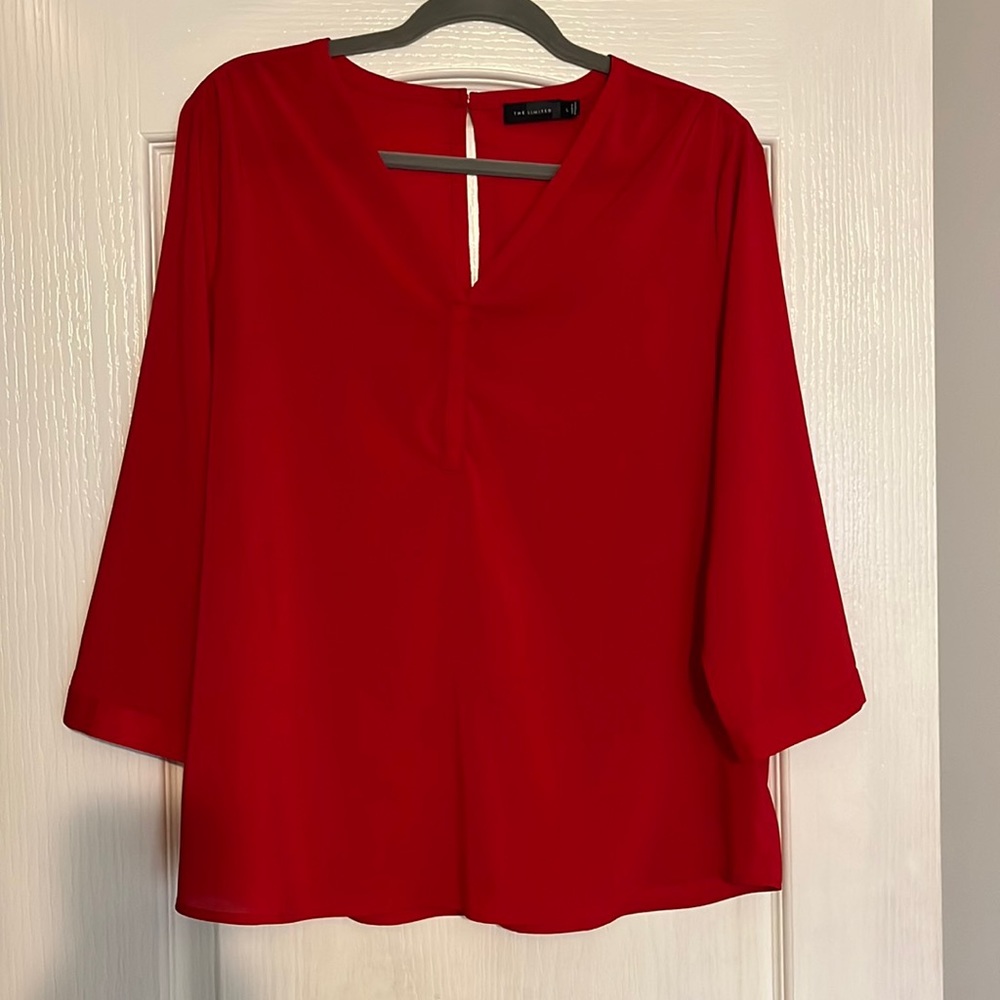 Ladies The Limited large red top..3/4 sleeves